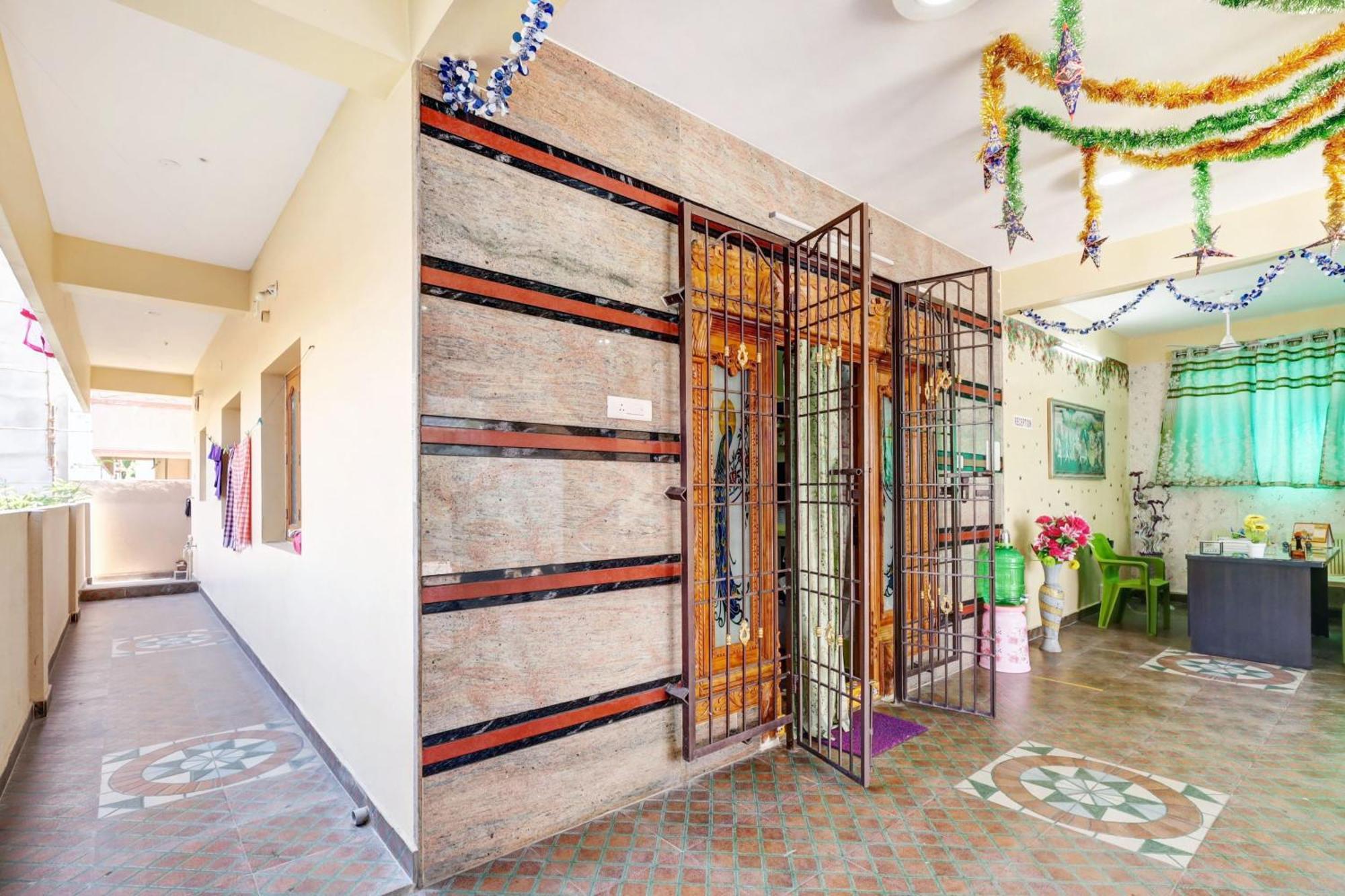 Sri Sakthi Home Stay - Beyond The Expectations- 10 To 15 Minutes Drive From Railway Station And Bus Station Tirupati Kültér fotó